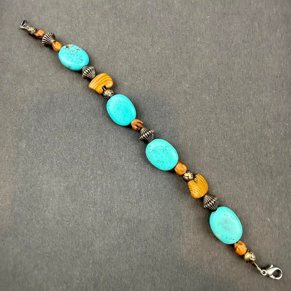 Southwestern Boho Bear Bracelet Turquoise Tone Wood Bead Fetish Design